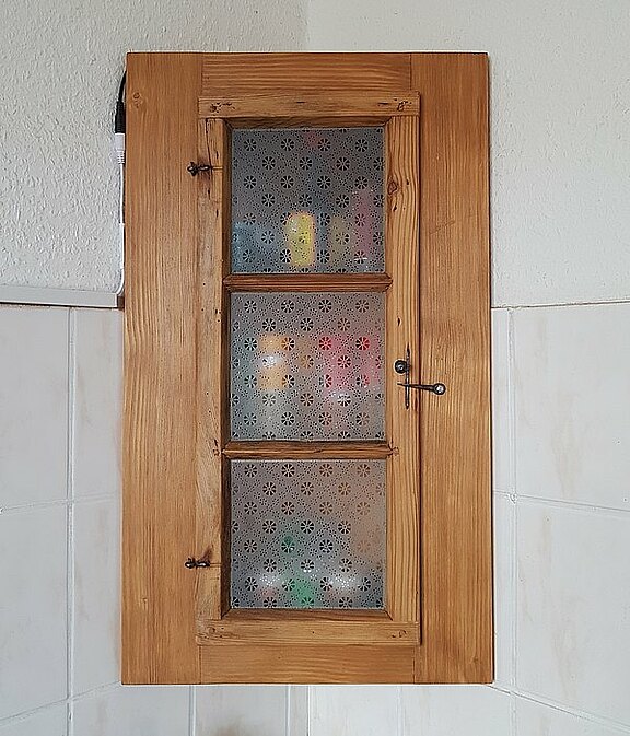 Deko Altholzfenster - Eckschrank für Gewürze