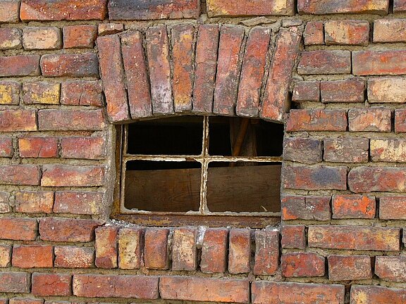 altes_stallfenster.jpg  