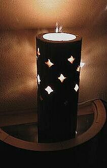 handarbeit-lampe-aus-rundholz.jpg  