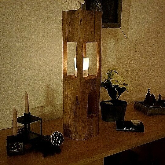 windlicht_aus_alt_holz.jpg  