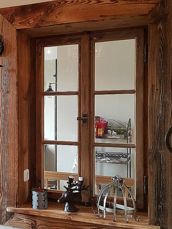 Altholzfenster Raumteiler
