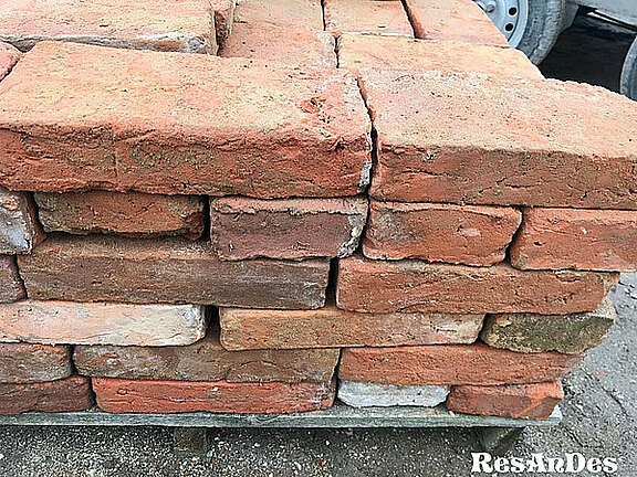 Klosterformatziegel historische Ziegel in großen Mengen